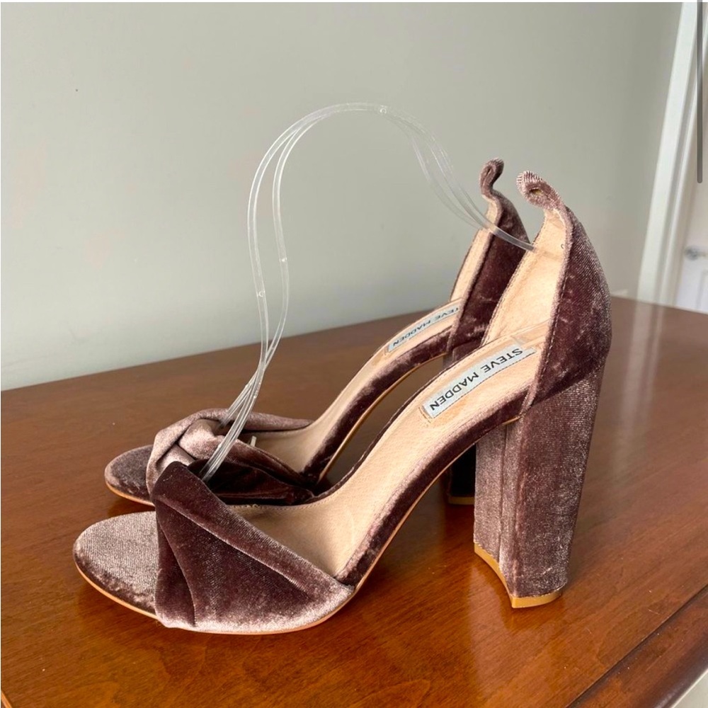 Steve Madden Clever Mauve Velvet Heels